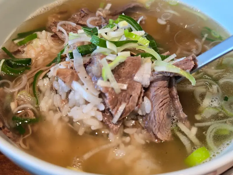 청류 곰탕 국물