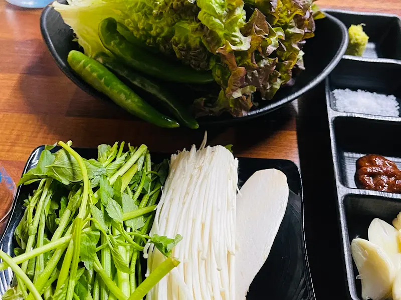 마성뒷고기의 밑반찬