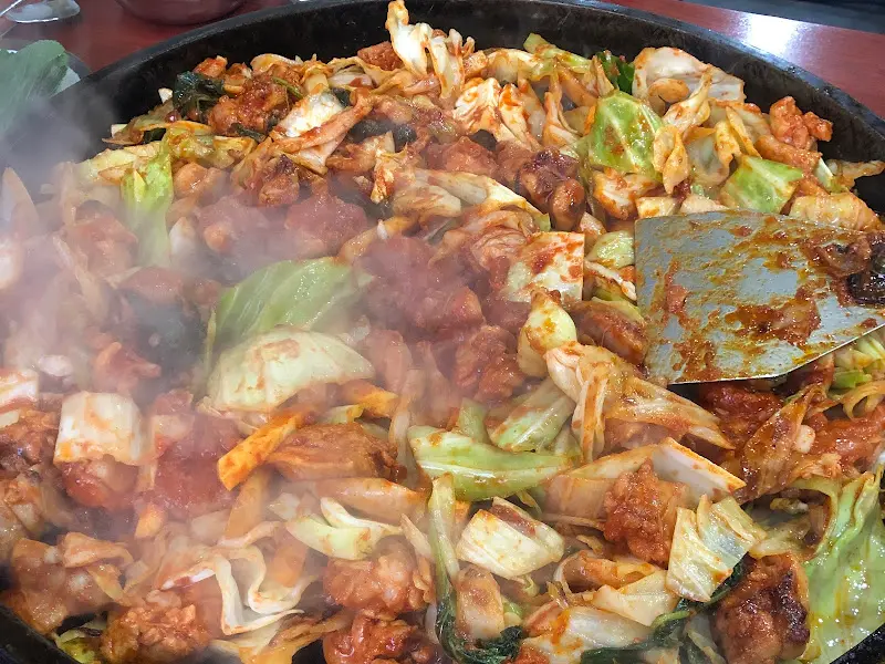 푸짐한 닭갈비 한 상