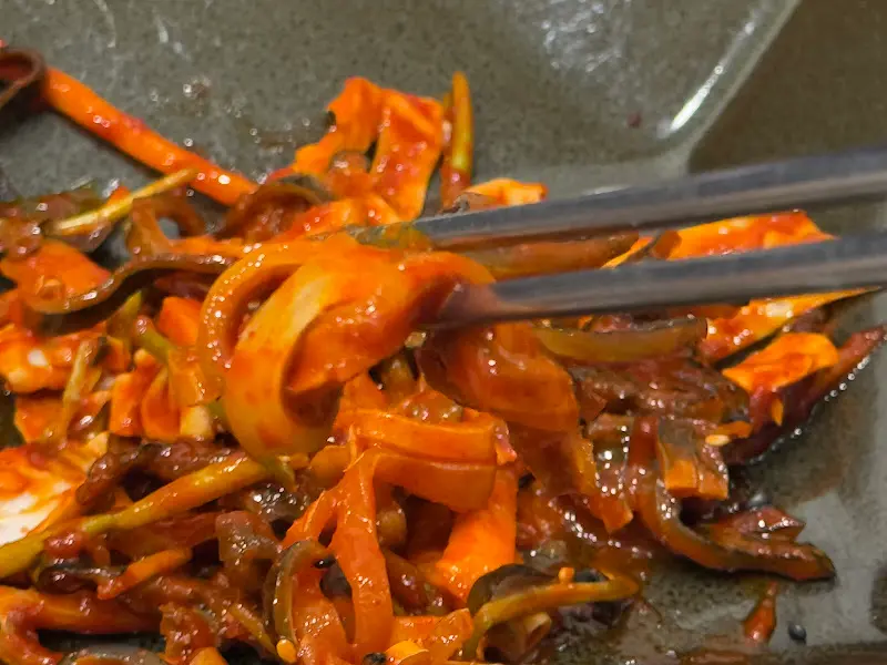 매콤한 복어 요리 근접 촬영