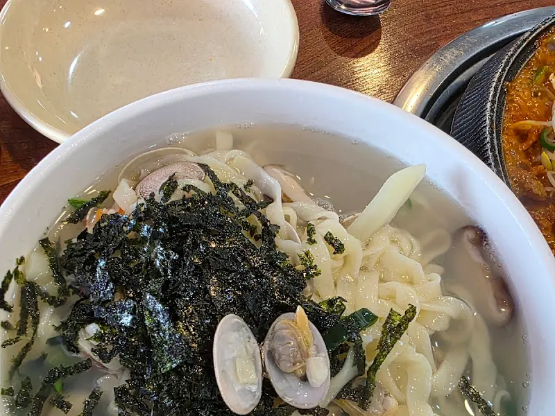 해물짬뽕칼국수
