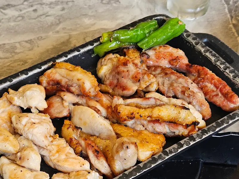 잘 구워진 닭고기