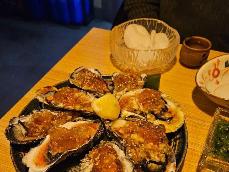 신선한 생굴 요리의 클로즈업 샷