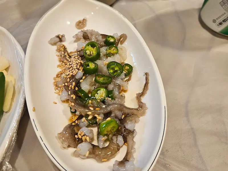 싱싱한 해산물 한 상차림