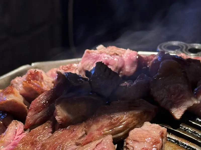 잘 구워진 양갈비 모습2