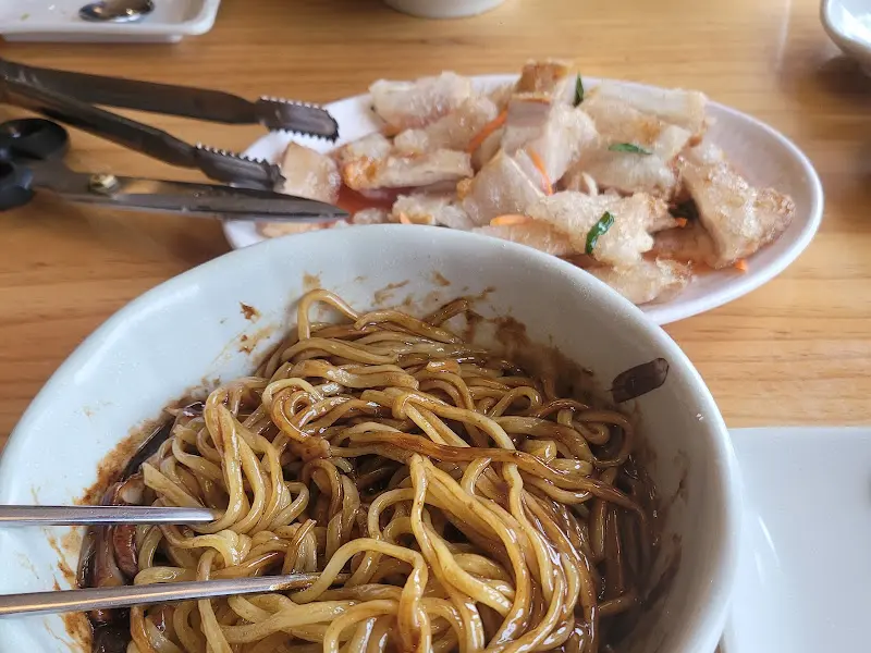 짜장면과 탕수육