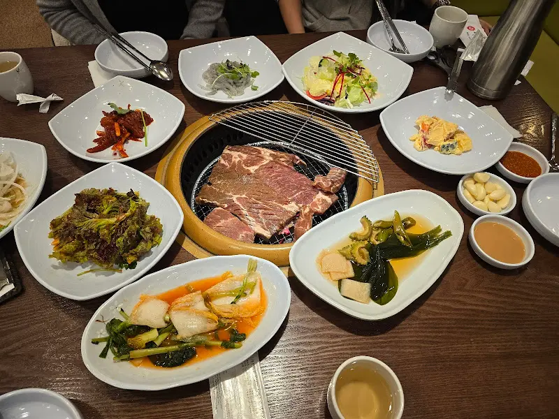 돼지갈비 한 상 차림