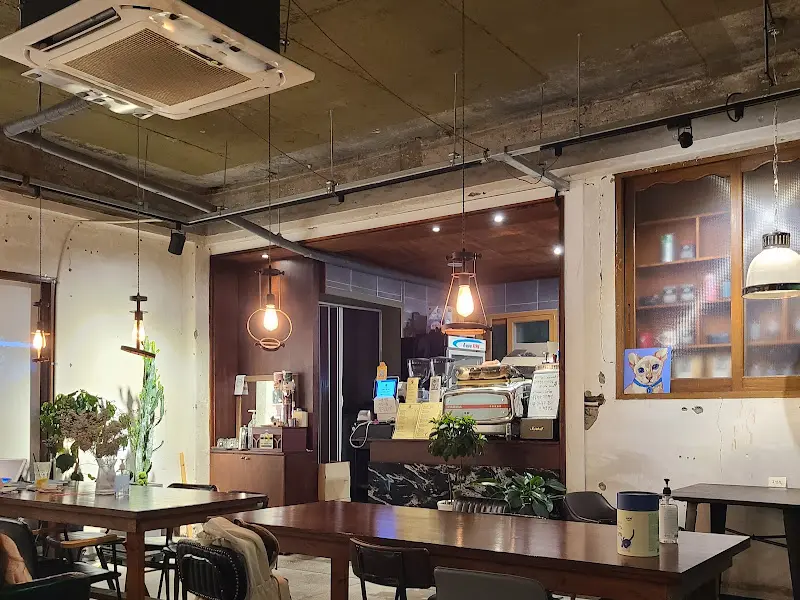 카페 내부 전경