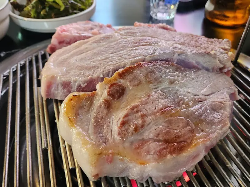 서대포 소금구이 목살 구이