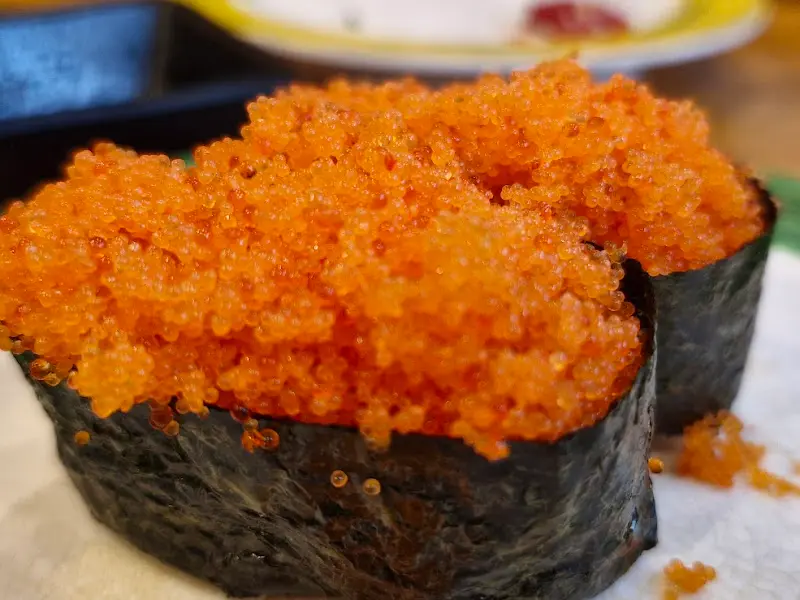 톡톡 터지는 식감이 일품인 날치알 군함말이