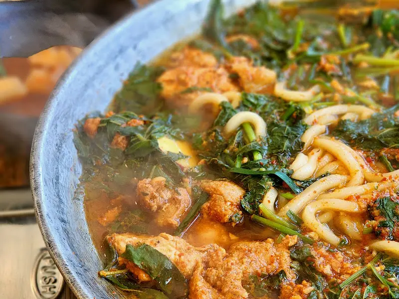 보글보글 끓는 물닭갈비