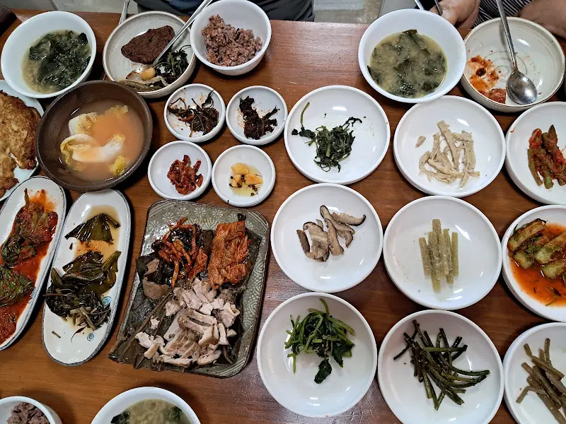 정갈하게 차려진 한 상 차림