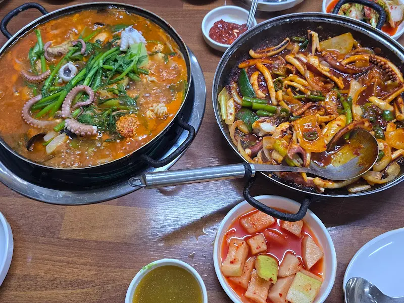 알탕과 오징어볶음