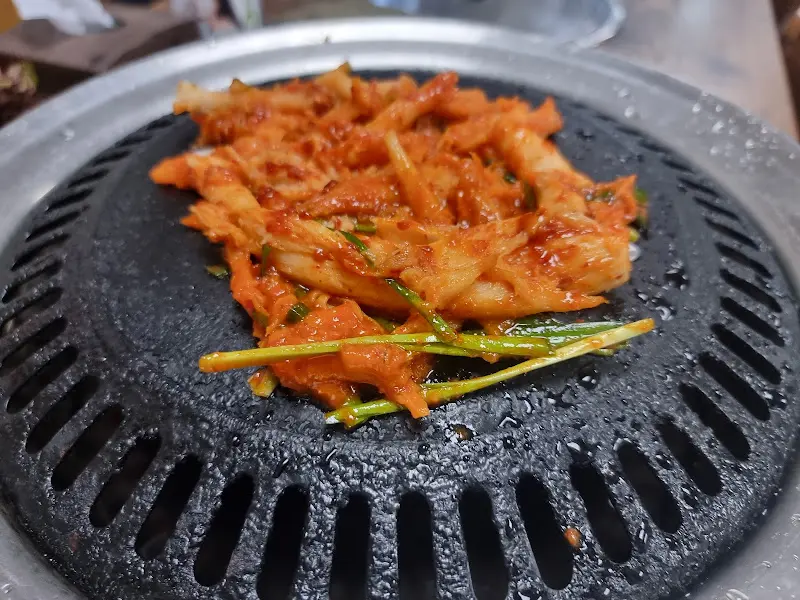 숯불 향이 은은하게 느껴지는 더덕구이