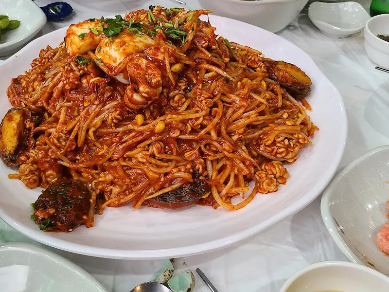 해물찜 푸짐한 양