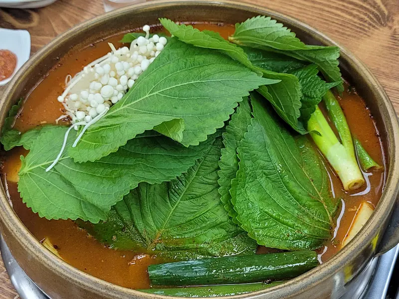 푸짐한 감자탕 한 상