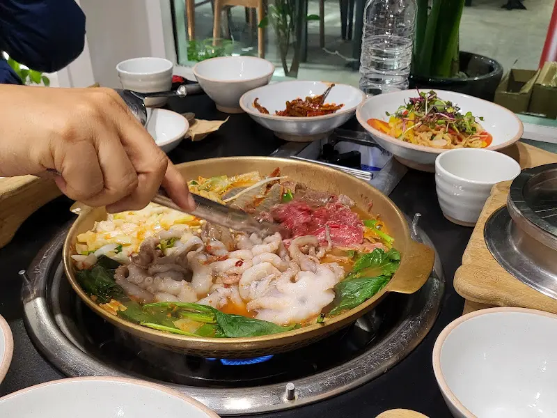 불낙전골 조리 장면