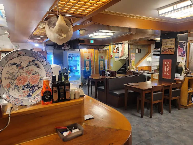 삼송초밥 내부 전경