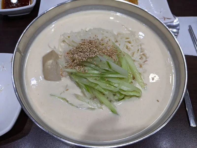 여름 별미 콩국수