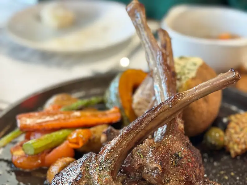 뚜에이오 양갈비 스테이크