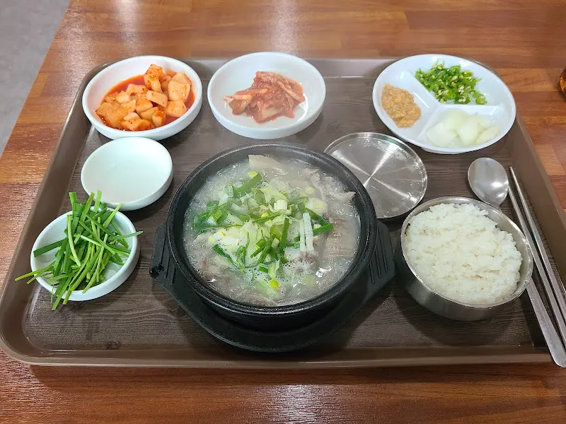 순대국 한 상 차림