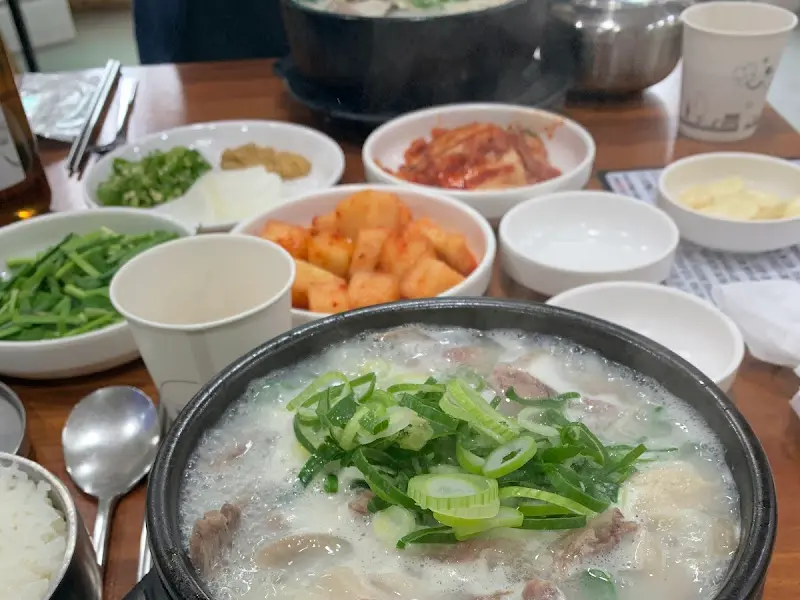 보글보글 끓는 순대국