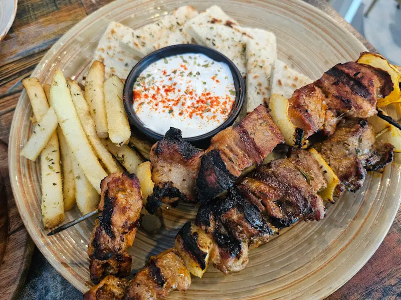 돼지고기 수블라키