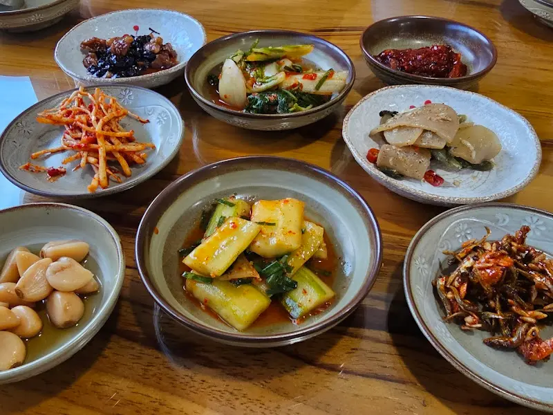 정갈한 밑반찬