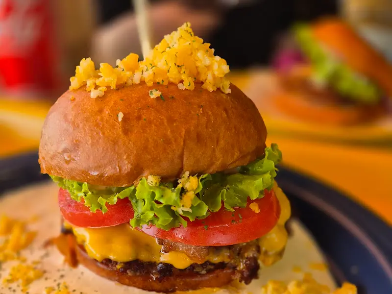 클래식 버거의 모습