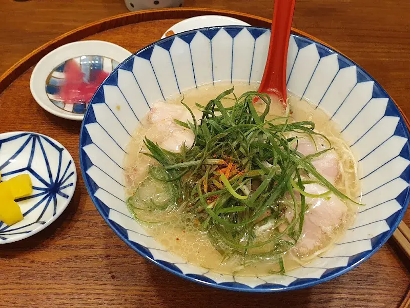 매운 돈코츠 라멘