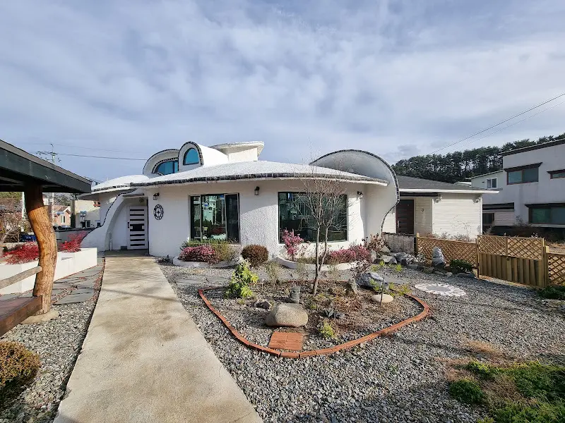 하얀집정식의 외관