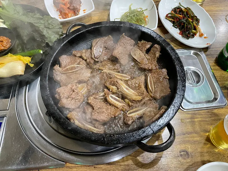 LA갈비 한 상 차림