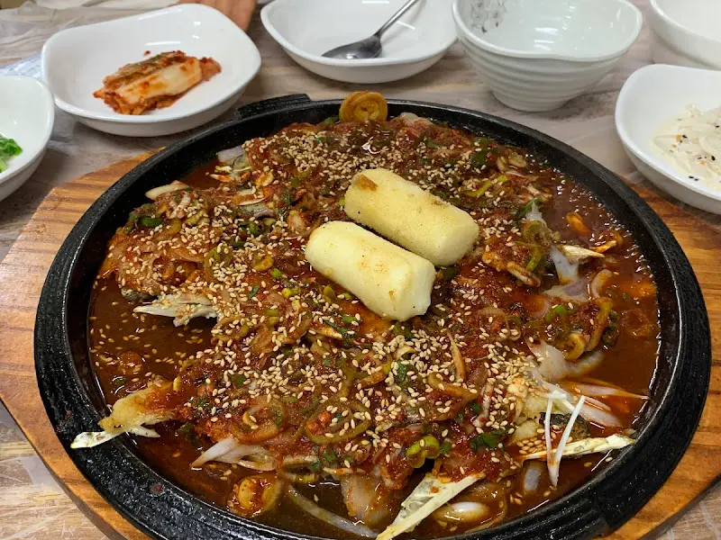 윤기가 흐르는 뽈구이