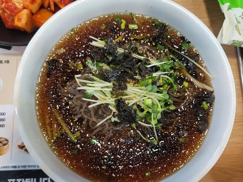 온소바의 따뜻한 국물