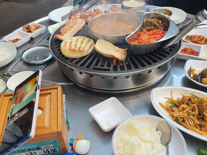 푸짐한 한 상 차림