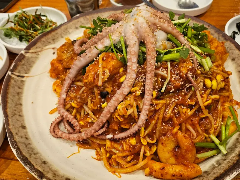 낚지 추가된 아구찜