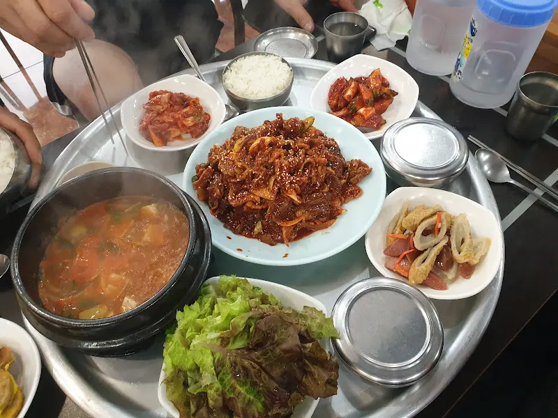 푸짐한 한 상 차림