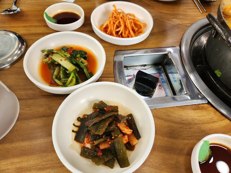 정갈하게 차려진 밑반찬