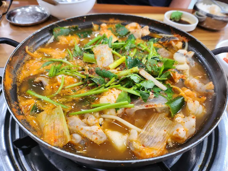 얼큰하고 시원한 아구탕