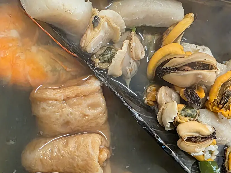 해산물 가득한 칼국수