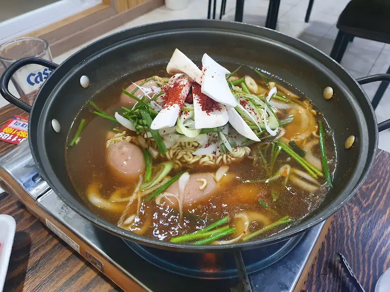 보글보글 끓는 산낙지 연포탕