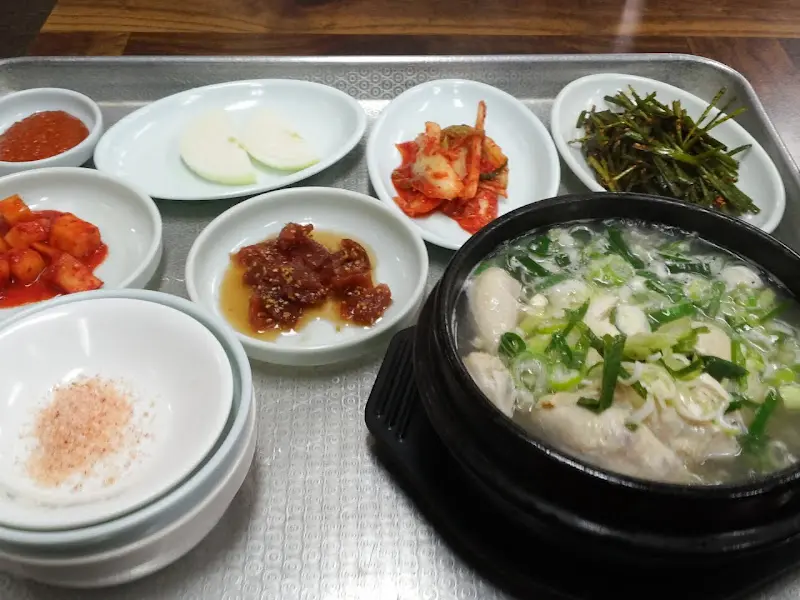 기천회관 한상차림