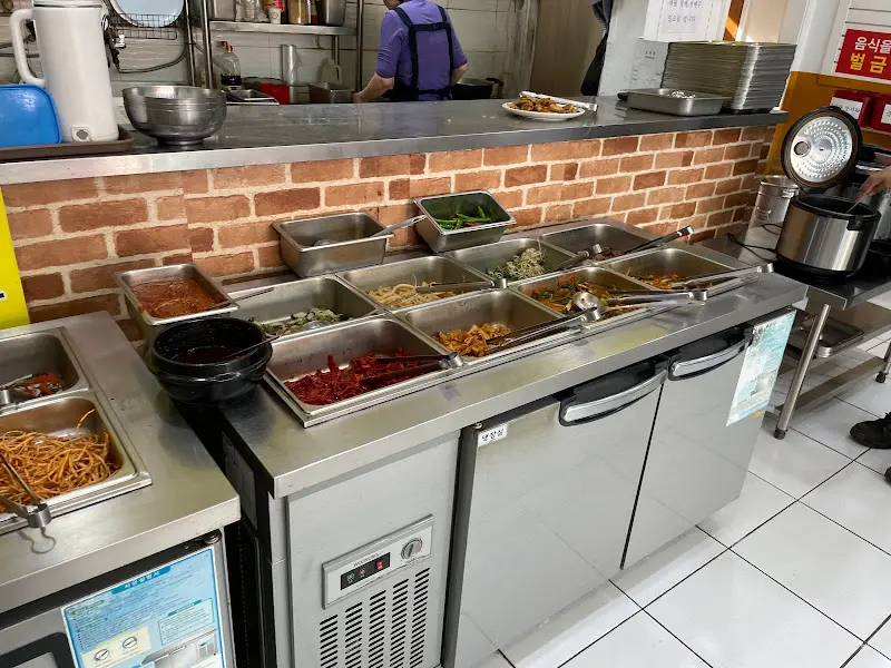 음식 코너 전경