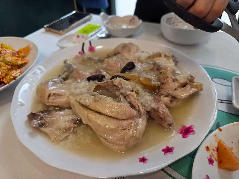 먹음직스러운 백숙