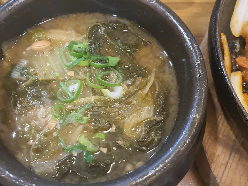 정갈한 시락국의 모습