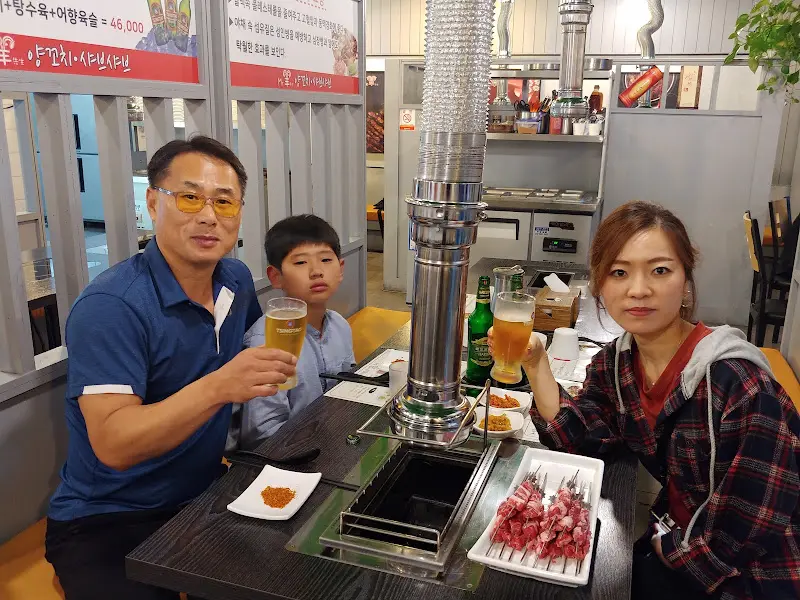 토종고기마을 내부