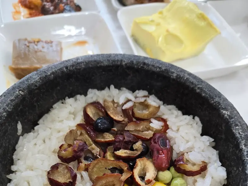 돌솥밥 근접샷