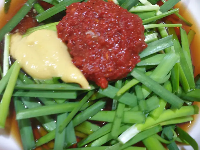 부추 소스장 클로즈업