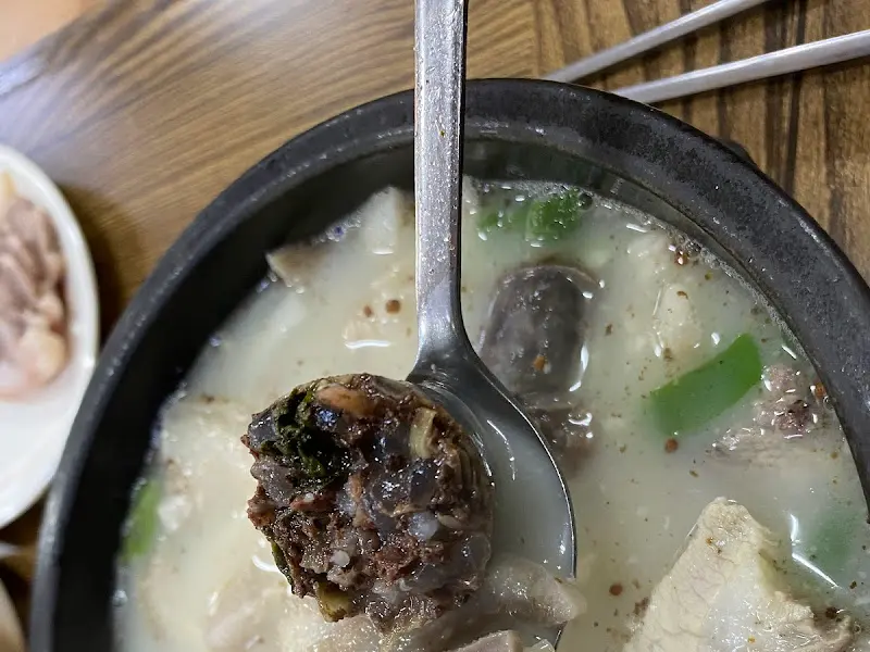 순대국밥 속 순대