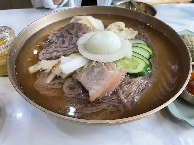 평양냉면 전체샷